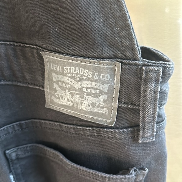 NWOT LEVIS black Denim Bib Overalls Jeans Jumpsuit 🤩 size 28 - Picture 9 of 14